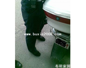  布鞋女交警4P 