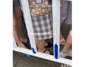  继续发世博会游客的方口布鞋6P 