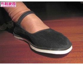  夜市刚买的北京绒面平底9P 