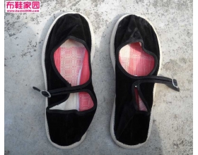 布鞋被嫂子穿了9P 