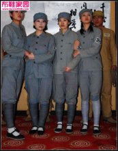  网传布鞋女兵6P 