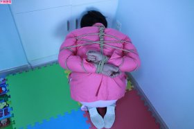  胖妞的金属KB【6P】 
