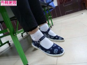  发兰花布鞋19P 